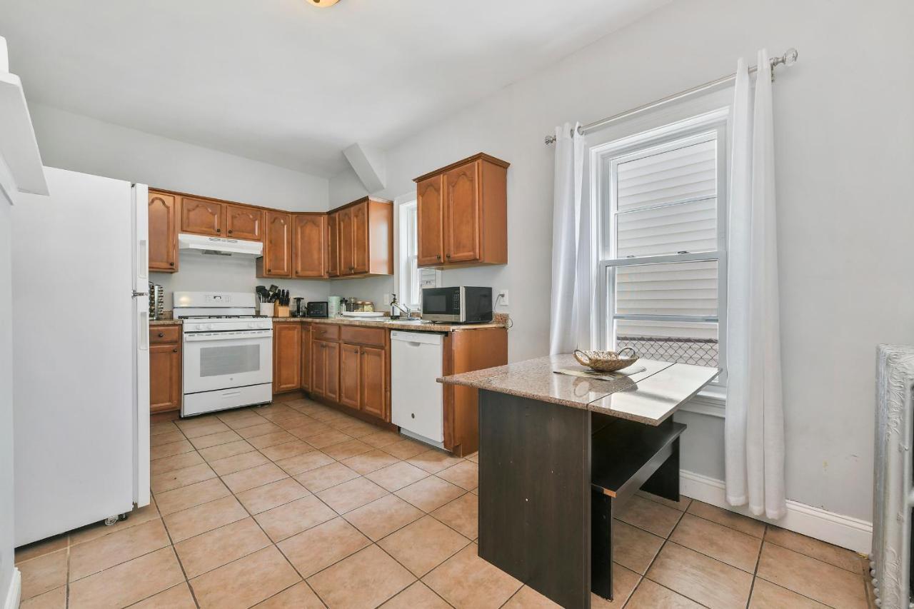 The Maverick - Luxurious Apartment - Free Parking - 2 Miles From Boston Logan Airport Chelsea Eksteriør bilde