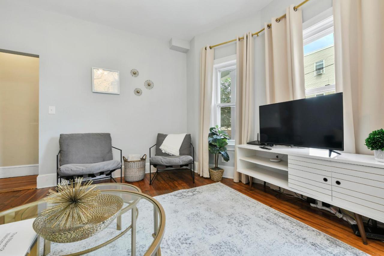 The Maverick - Luxurious Apartment - Free Parking - 2 Miles From Boston Logan Airport Chelsea Eksteriør bilde